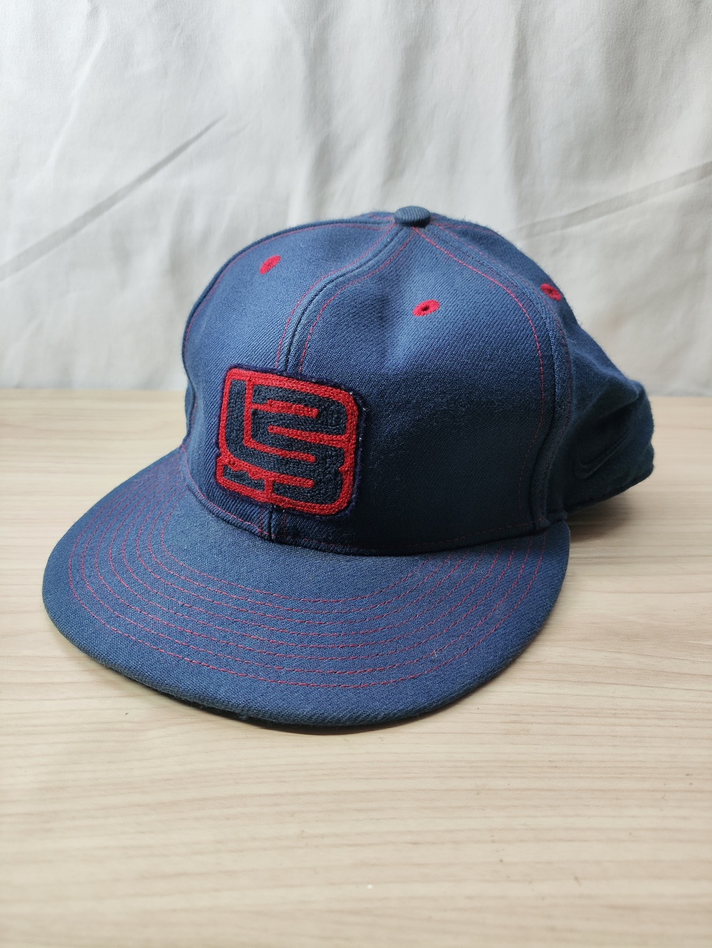 LeBron James Hat Cap Fitted Mens 7 1/8 Blue Red NBA Basketball Nike Signature